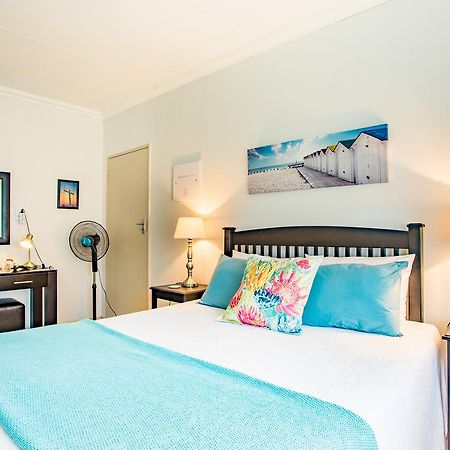Leozet Self Catering Apartment Претория Екстериор снимка