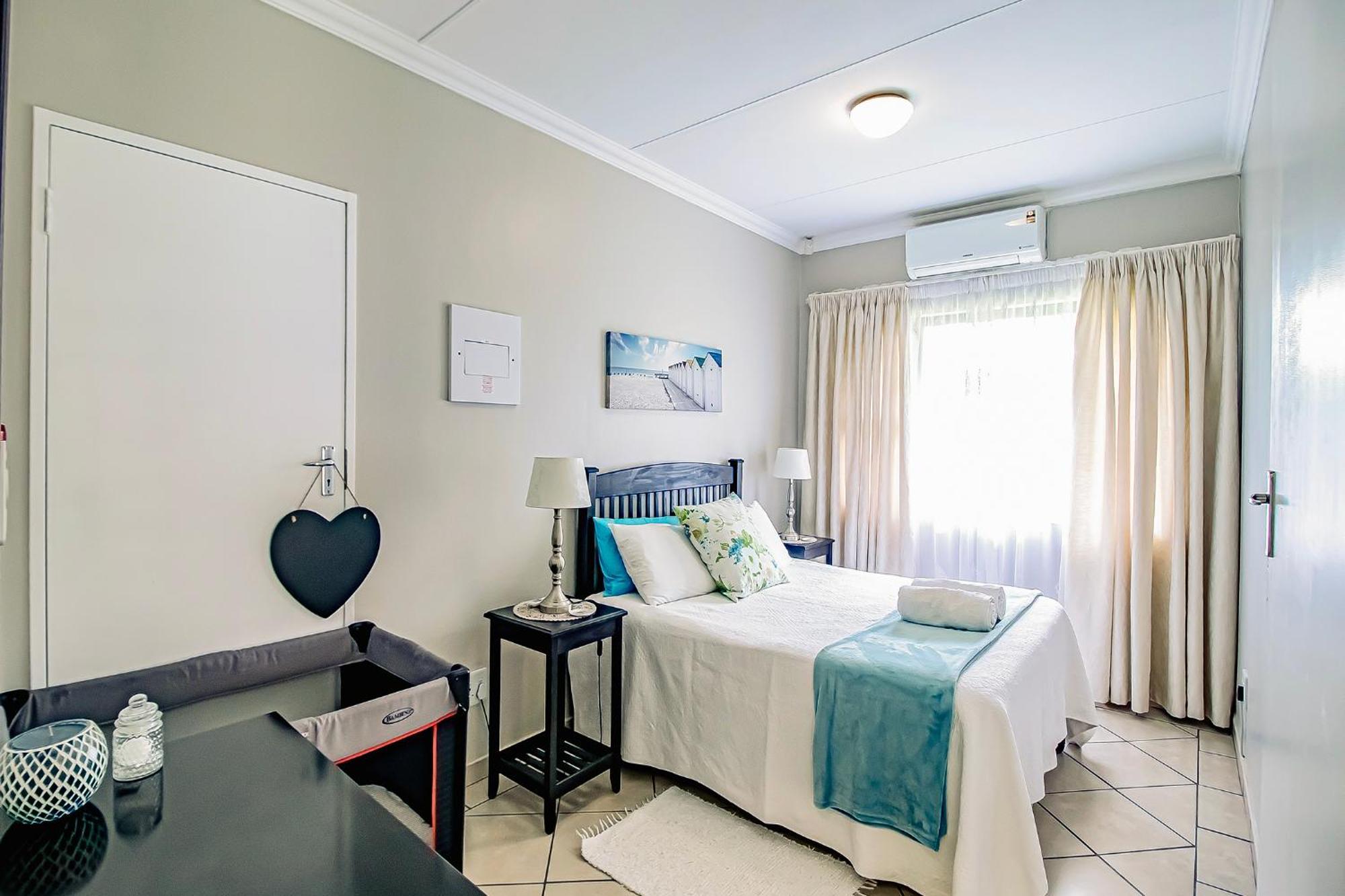Leozet Self Catering Apartment Претория Екстериор снимка